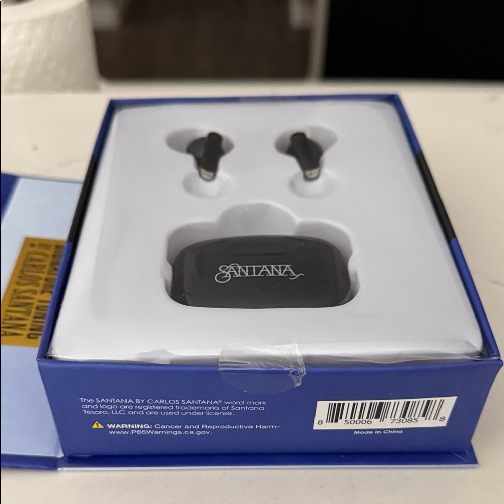 Santana Mambo True Wireless Earbuds with Charging Case - Picture 5 of 5